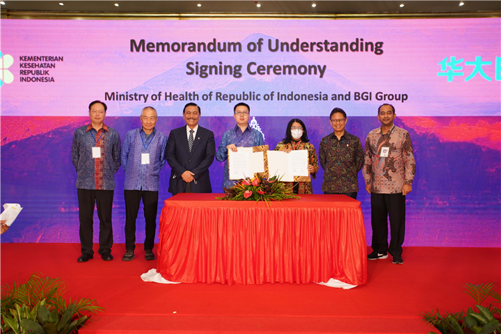 Contract Signing.jpg